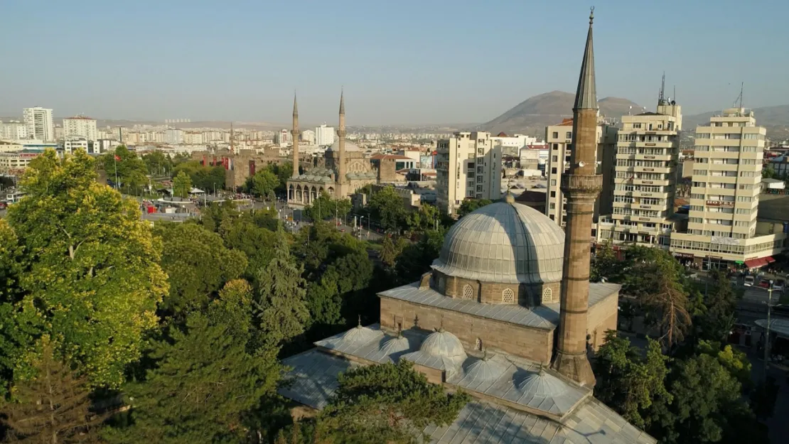 Mimar Sinan'ın Kayseri'deki tek yaşayan eseri Kurşunlu Camii