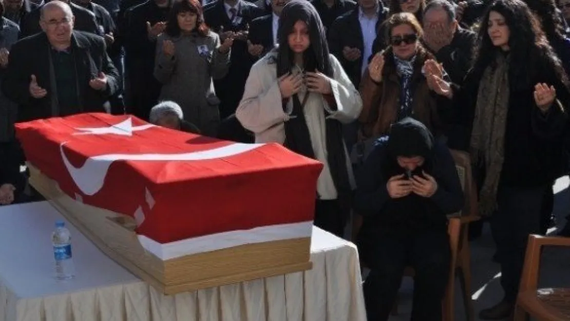 Motosiklet Kazasında Hayatını Kaybeden Öğretim Görevlisine Veda 