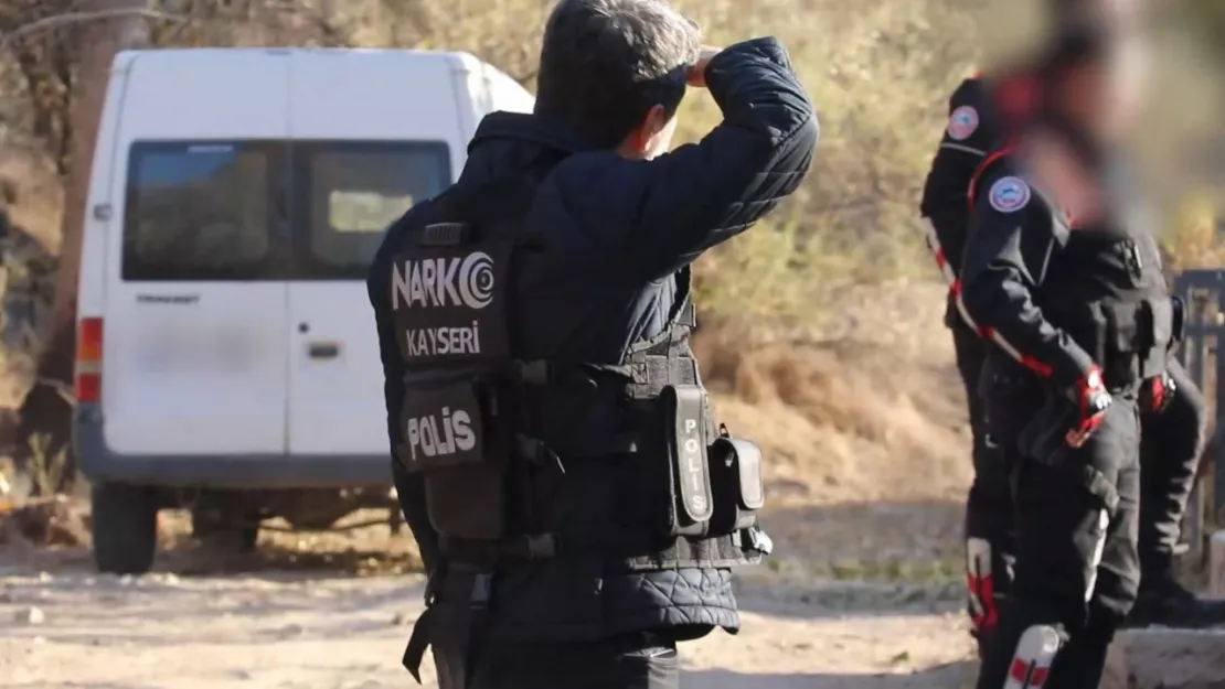 Narko - Asayiş Uygulaması'nda her yer didik didik arandı