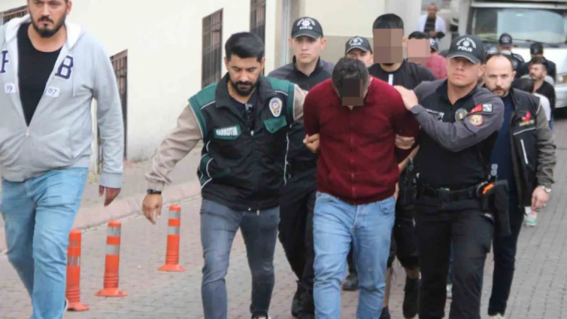 Narkotik operasyonunda 22 kişi tutuklandı