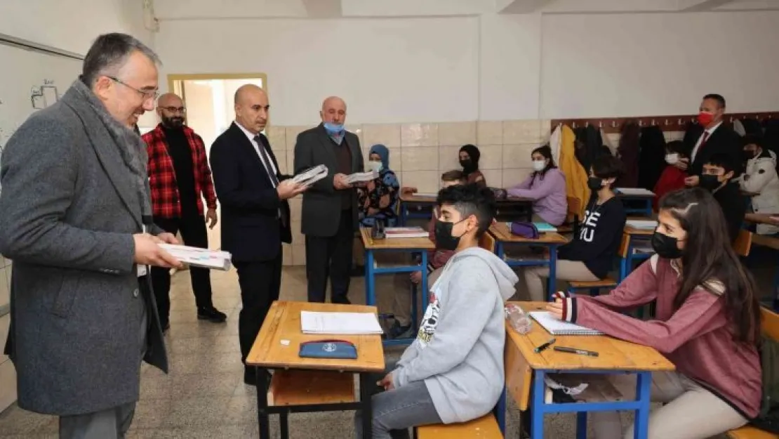 Nevşehir Belediyesi'nden Öğrencilere destek