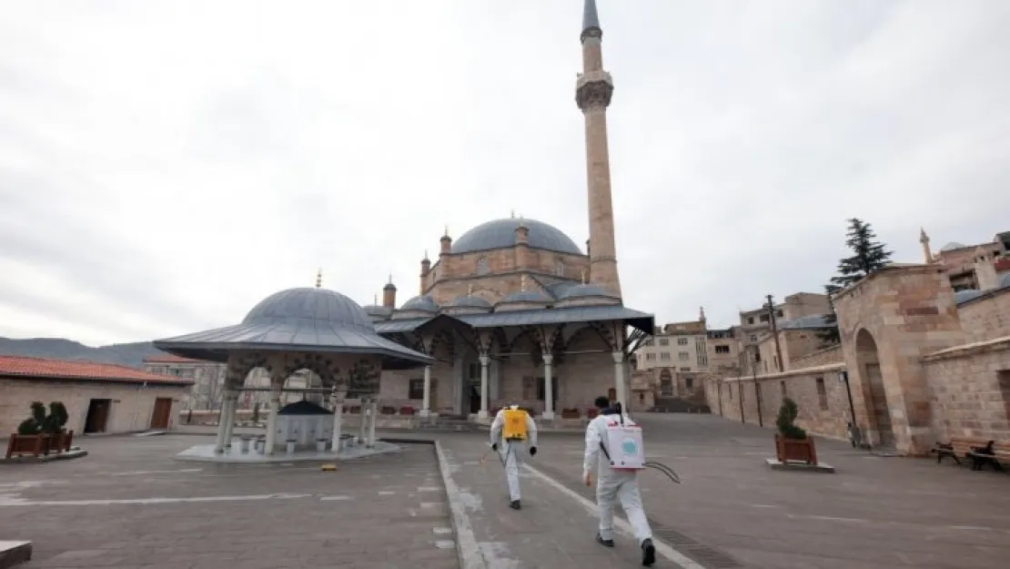 Nevşehir'de camiler gül kokacak