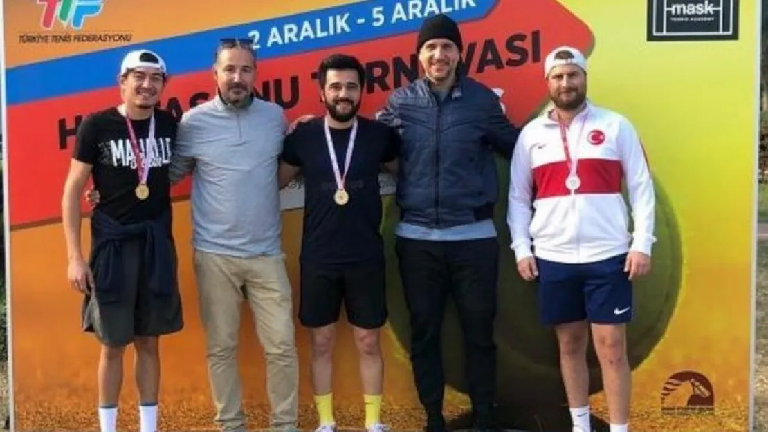 NEVÜ Büyük Erkekler A Kategorisi tenis müsabakalarında birinci oldu