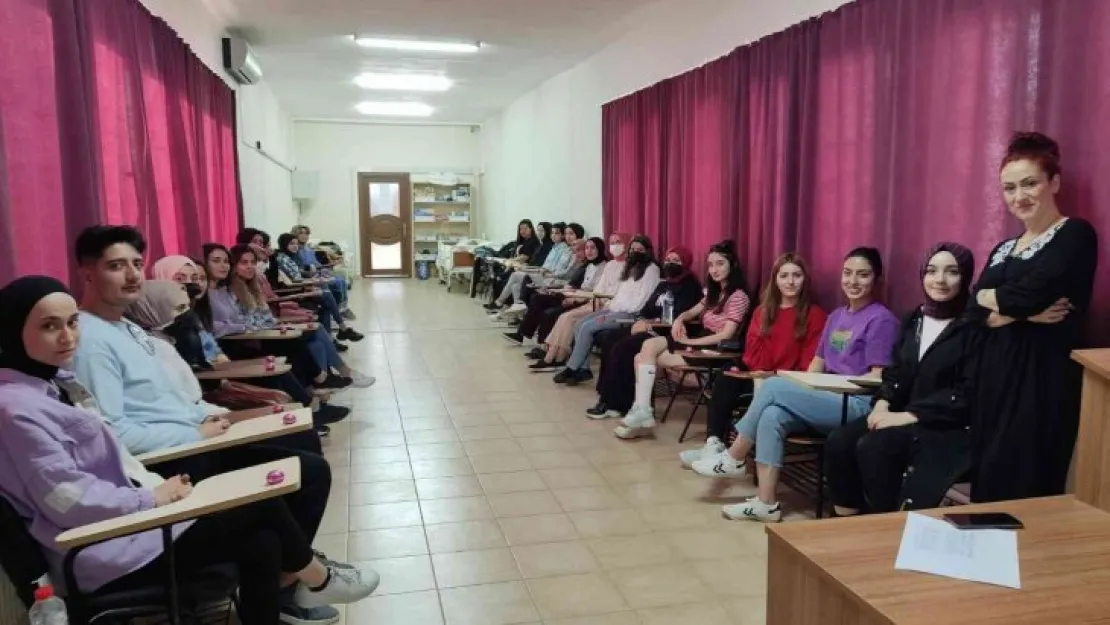 NEVÜ'de 'Öğrencilere Yönelik' etkinlikler devam ediyor