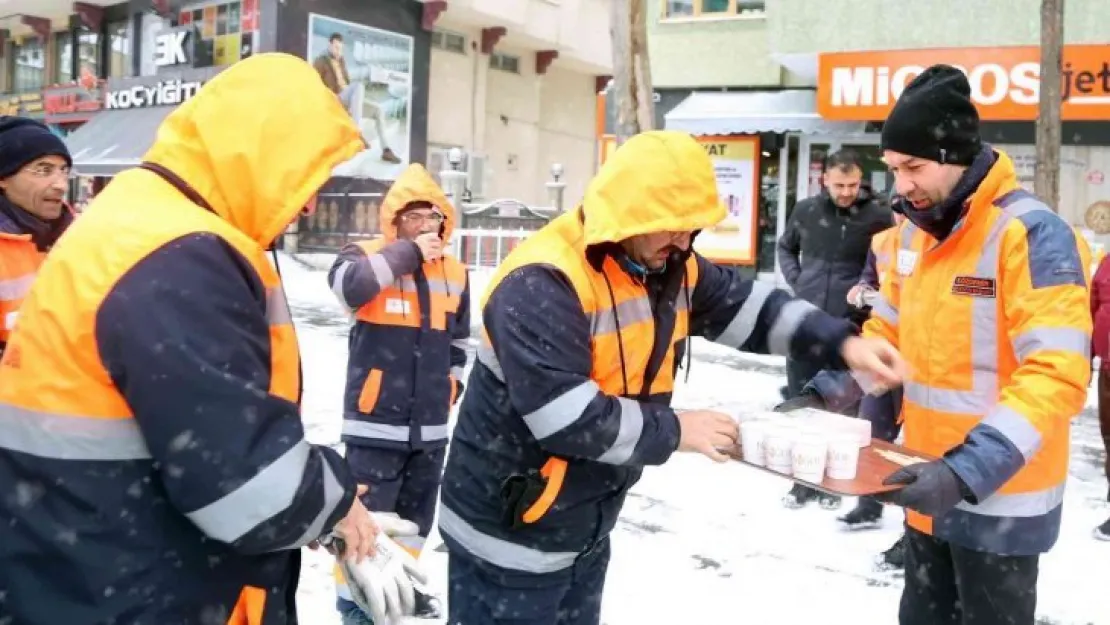 Niğde Belediyesi kış çalışmalarını aralıksız sürdürüyor