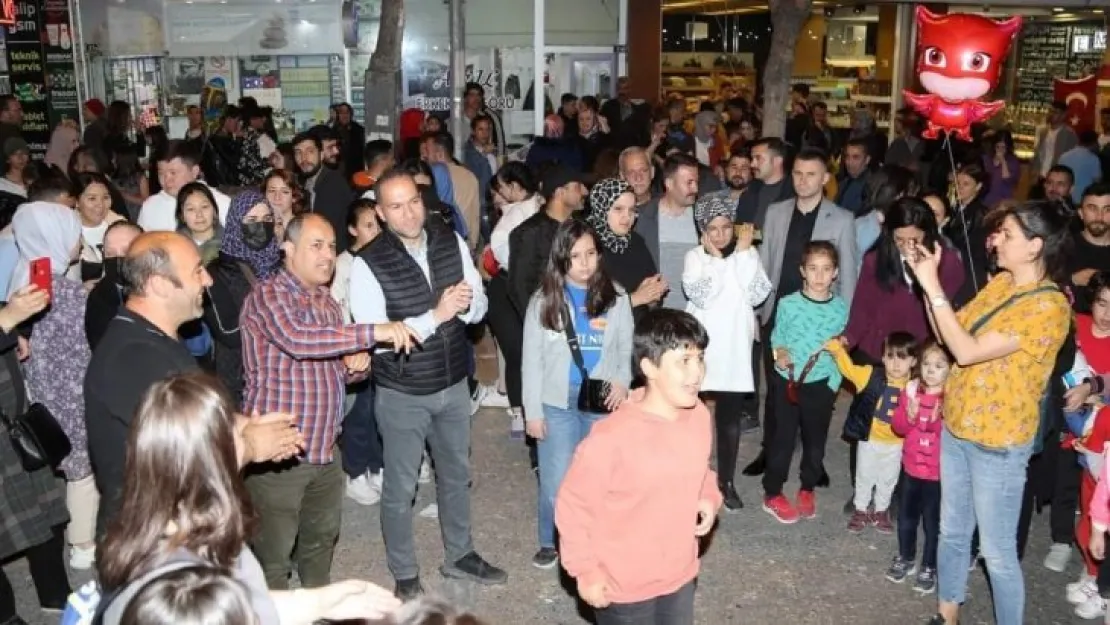 Niğde caddeleri Ramazan etkinlikleri için trafiğe kapatıldı