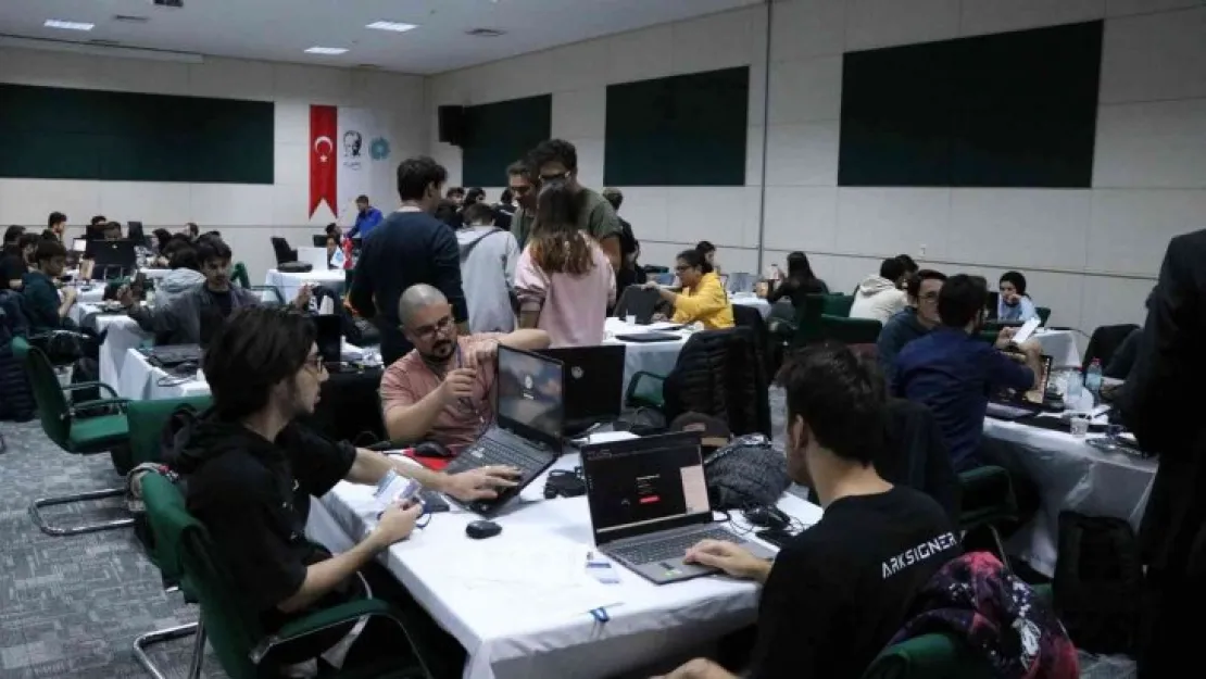 Niğde'de 'TC Kimlik Kartı ve Yüz Tanıma ile Mobilde Ödeme Hackathonu' başladı