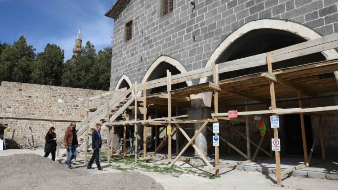 Niğde'de tarihi Kilise Kütüphaneye çevriliyor