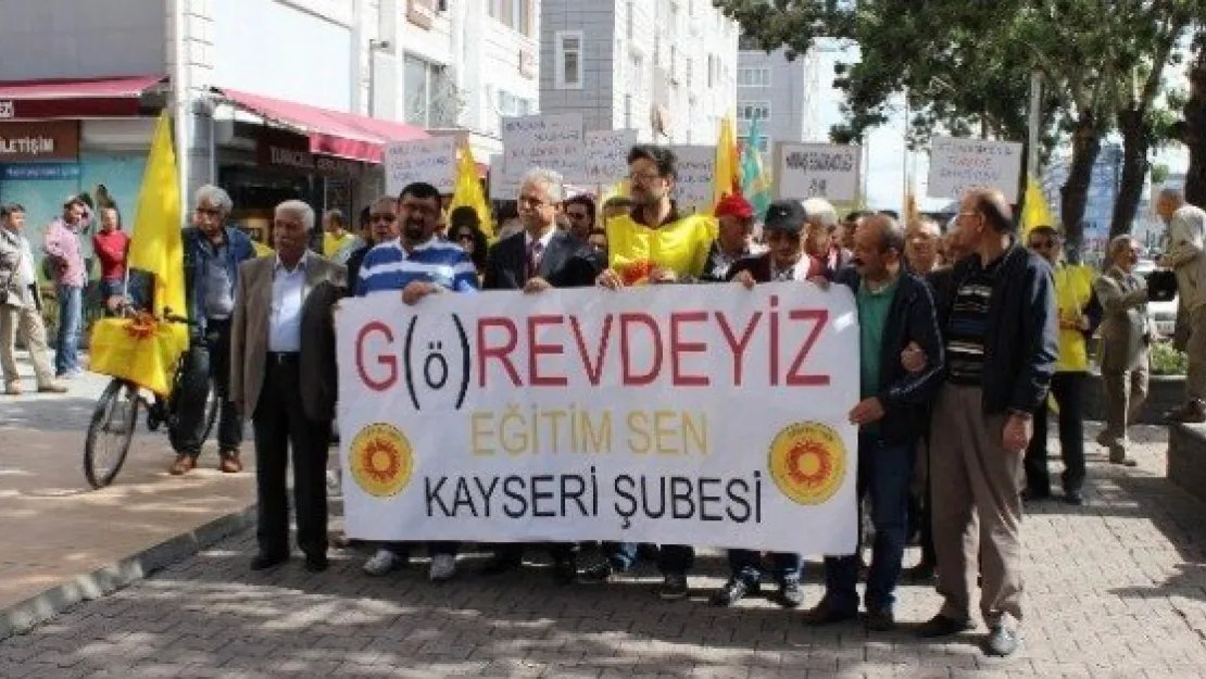 Öğretmenler Eğitim Sistemini Protesto Etmek İçin Greve Başladı 