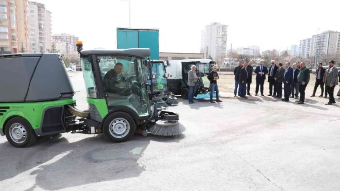 Osman Kavuncu ve Esentepe Mahallesi'nde ilkbahar temizliği başladı