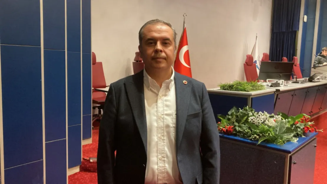 Özgür Özer: ' Venezuela'dan ne alacaksınız?'