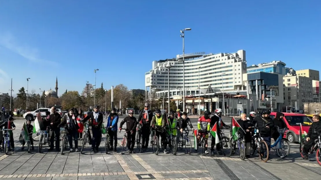 Pedal çevirerek İsrail vahşetini protesto ettiler