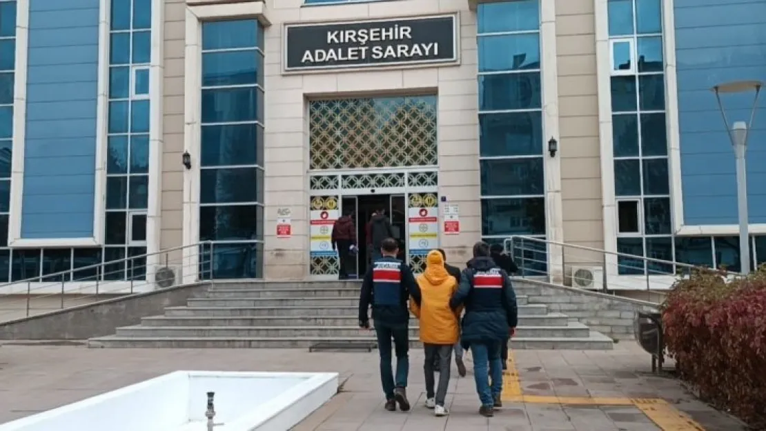 PKK kamplarında silahlı eğitim alıyordu, Kırşehir'de yakalandı