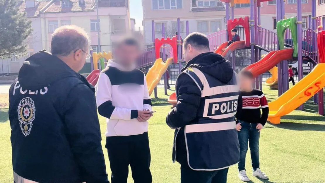 Polis ekipleri tarafından bin 419 Şahıs ve 92 oto sorgusu yapıldı