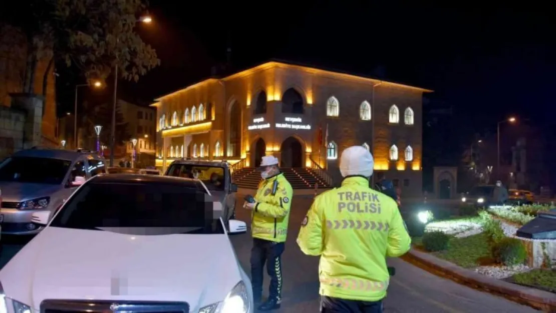 Polis ve jandarma Kapadokya'da kuş uçurtmayacak