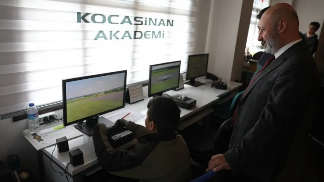 Portekiz ve İtalyan'dan gelen akademisyenler Kocasinan Akademi'ye hayran kaldı