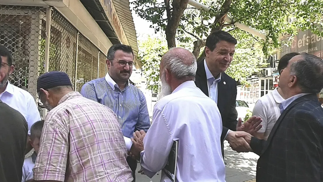 Saadet Partisi'nde  bayramlaşma töreni gerçekleştirildi