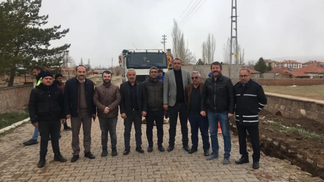 Sarıoğlan'da doğalgaz için temel atıldı