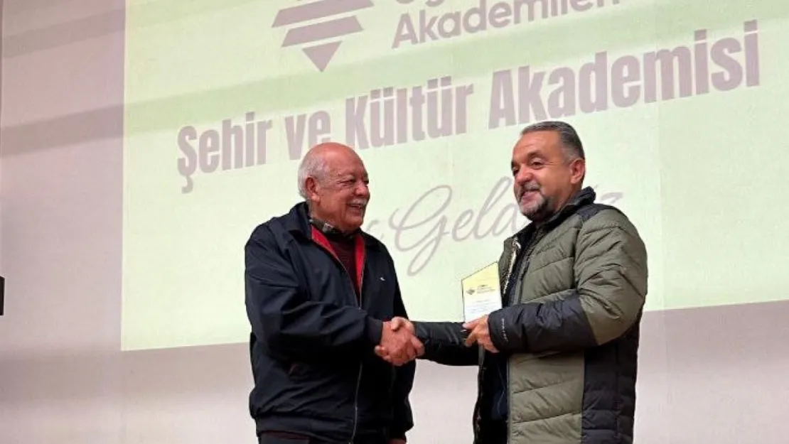 Şehir Kültür Akademisi başladı: Öğretmenlere Kayseri'nin tarihi anlatıldı