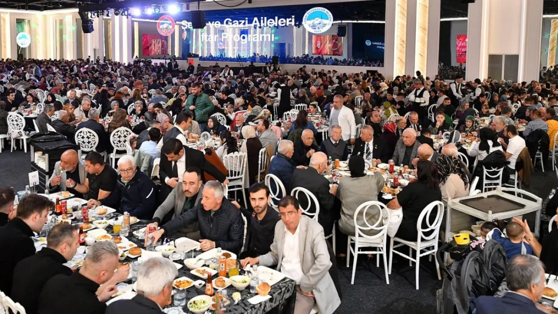Şehit Aileleri ve Gazilerle Birlikte İftar: Vali Çiçek'ten Anlamlı Mesajlar