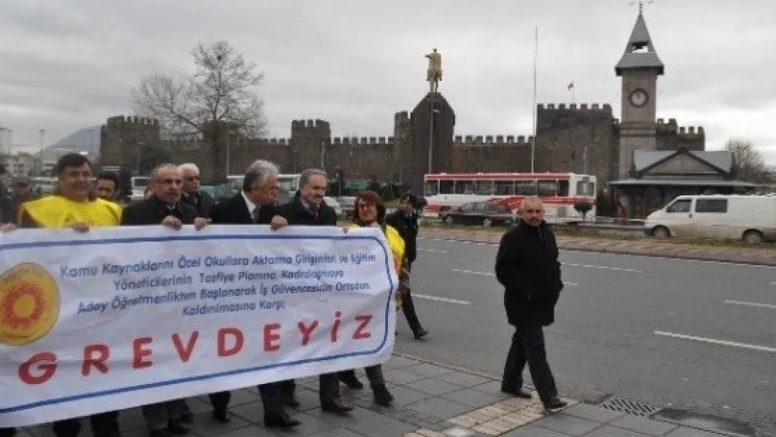 Sendikaların 'meb Yasa Tasarısı' Tepkisi 