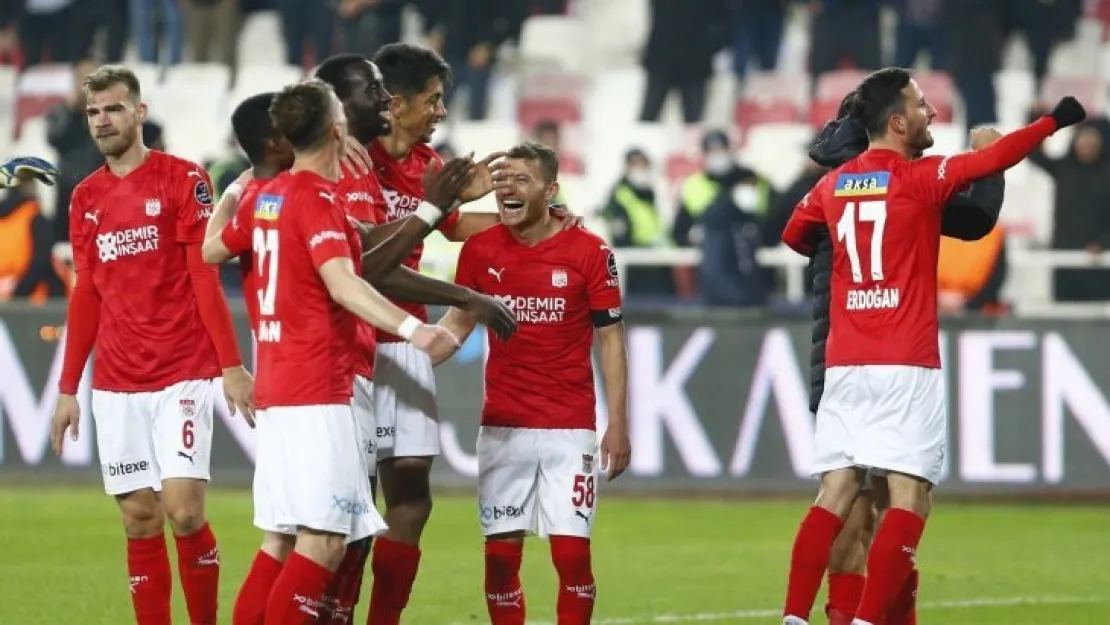 Sivasspor 4'te 4 yapmayı hedefliyor