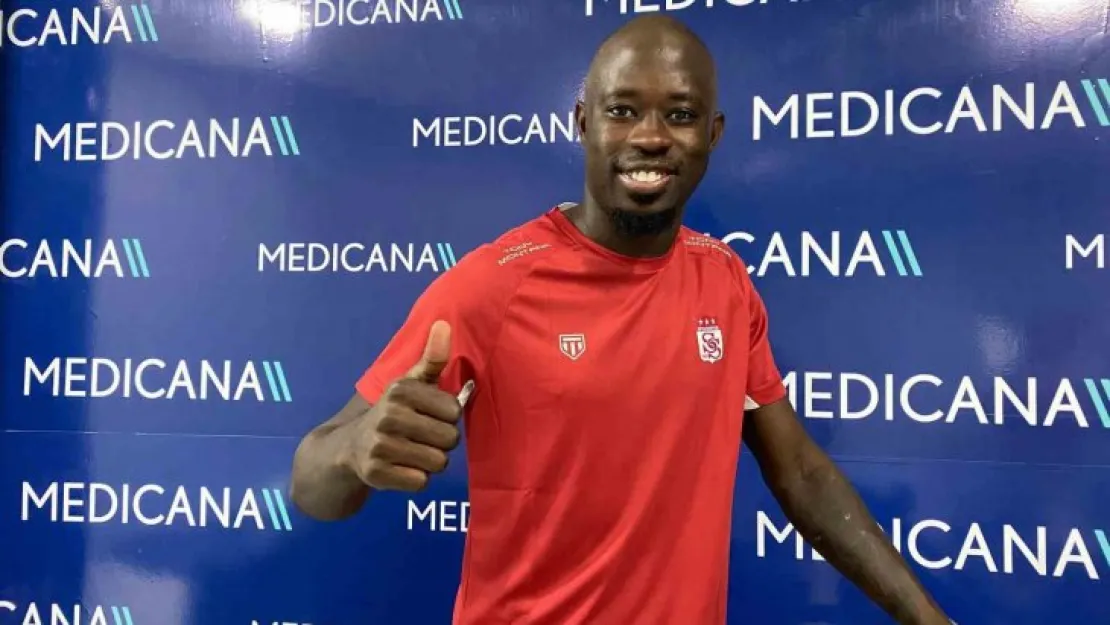 Sivasspor'un yeni transferi Modou Barrow sağlık kontrolünden geçti