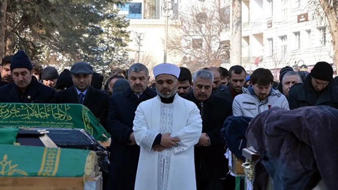 Son yolculuğuna uğurlandı