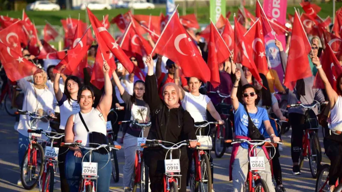 Spor A.Ş.'den Zafer Bayramı bisikletle turu