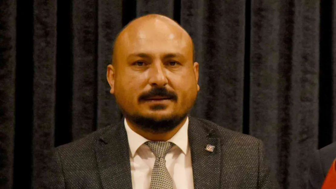 Süleyman Varol: 'Yeni nesil öğretmenlerimizin ellerinde şekillenecektir'
