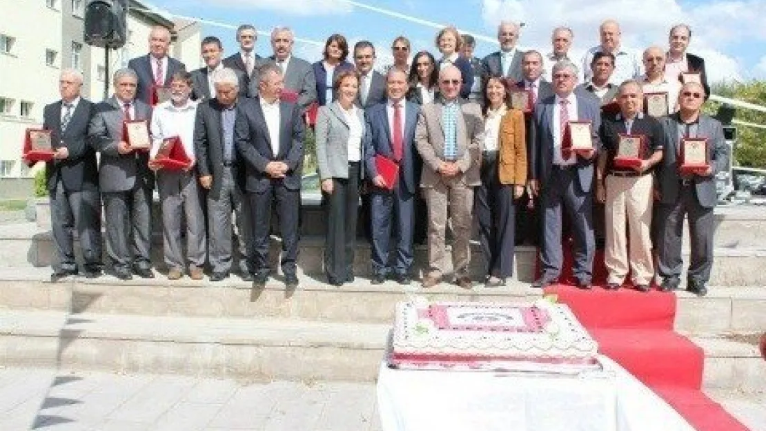 Sümer Lisesi Mezunları 21 Eylül'de Buluşacak 