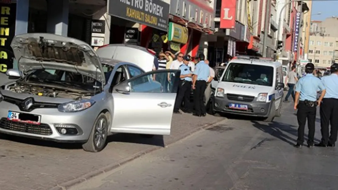 Şüpheli otomobil polisi alarma geçirdi