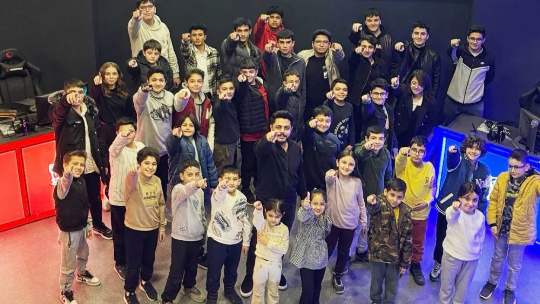 Talas Belediyesi E-Spor ve İnovasyon Merkezi'nden Teknofest KKTC 2025'e Rekor Başarı!