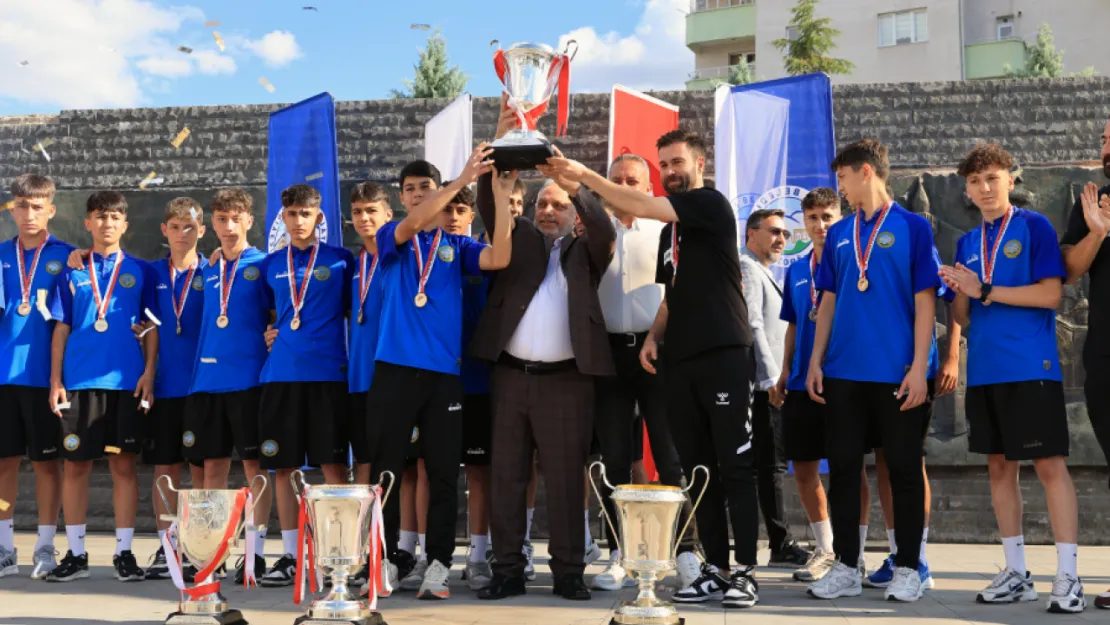Talas'ın Altın Çocukları Yine Tarih Yazdı