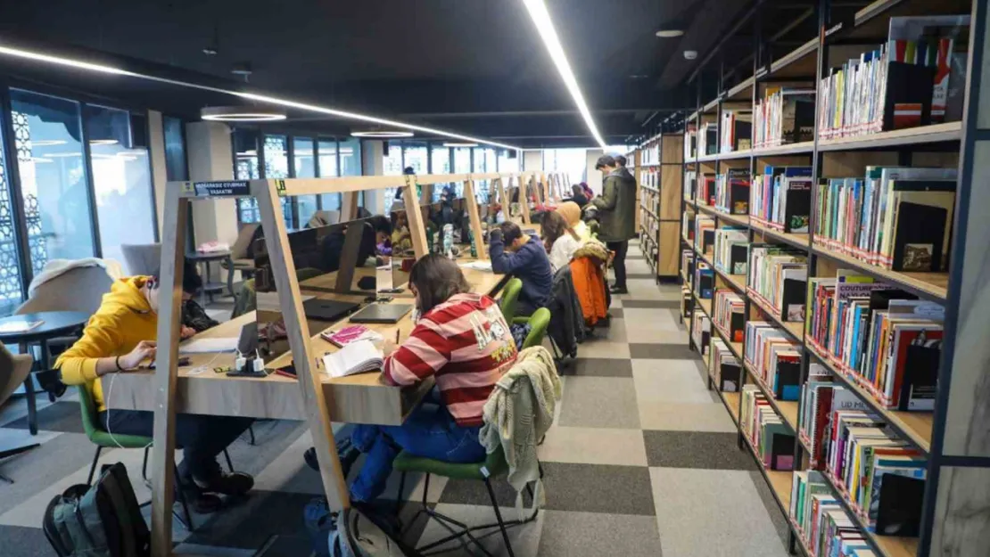 Talas'ın kütüphanelerinde sömestr yoğunluğu