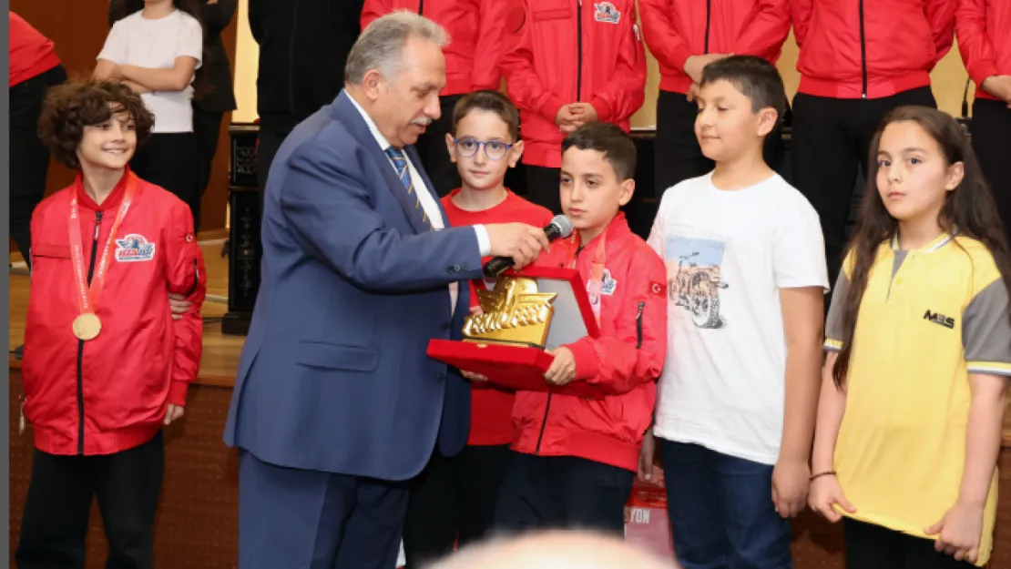 Talas Teknofest Şampiyonlarına Özel Ödül