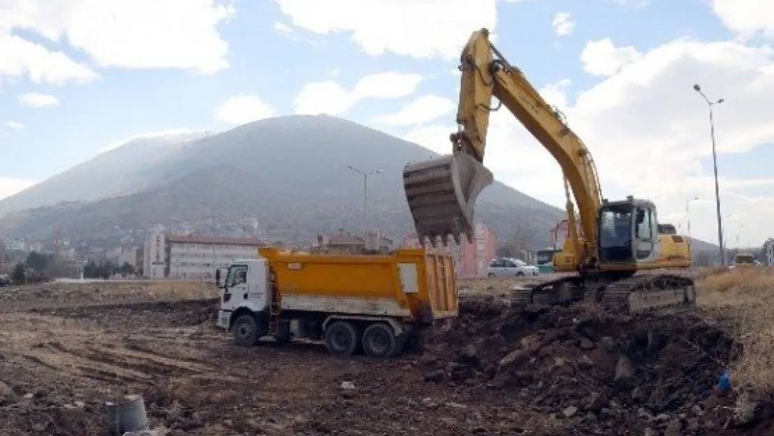 Talas Bahçelievler'e Çok Kapsamlı Park 