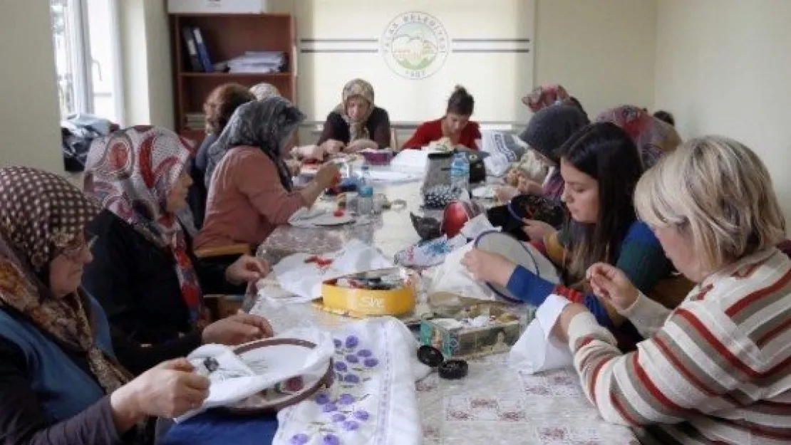 Talas'ta Meslek Edindirme Kursları 