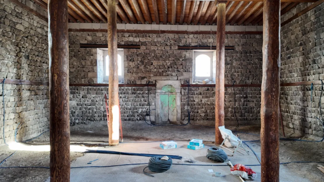 Tarihi Tasmakıran Camii Ramazan'da Yeniden İbadete Açılıyor