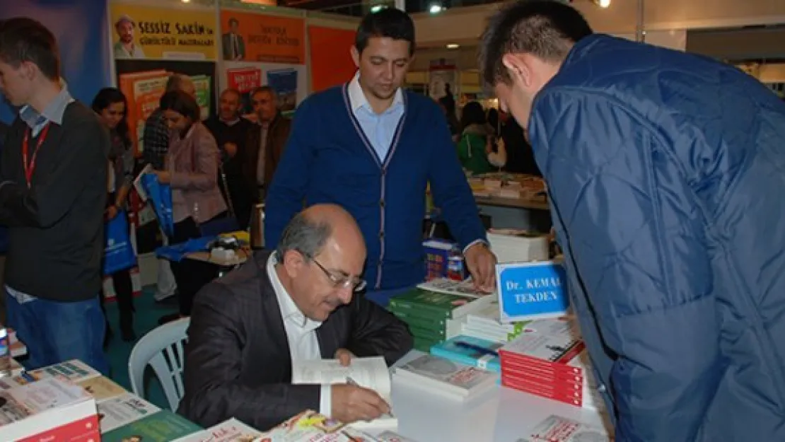 Tekden, yeni bir eserin müjdesini verdi