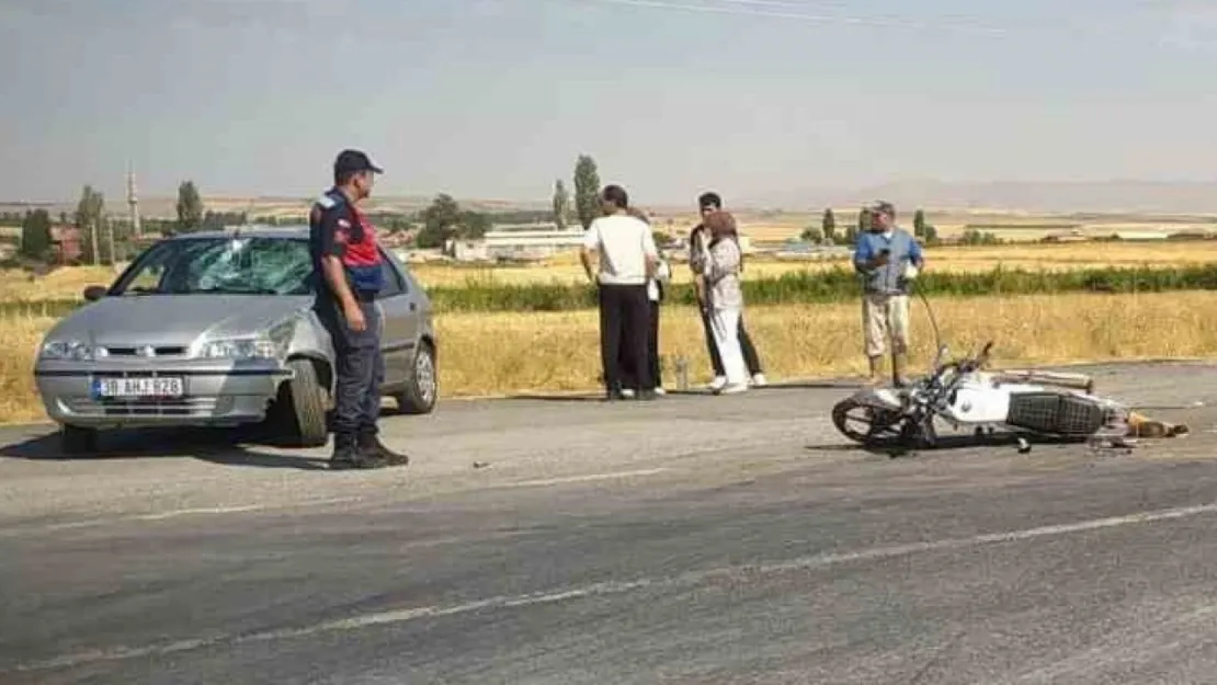 Tomarza'da Motosiklet Kazası: Bir Kişi Hastaneye Kaldırıldı