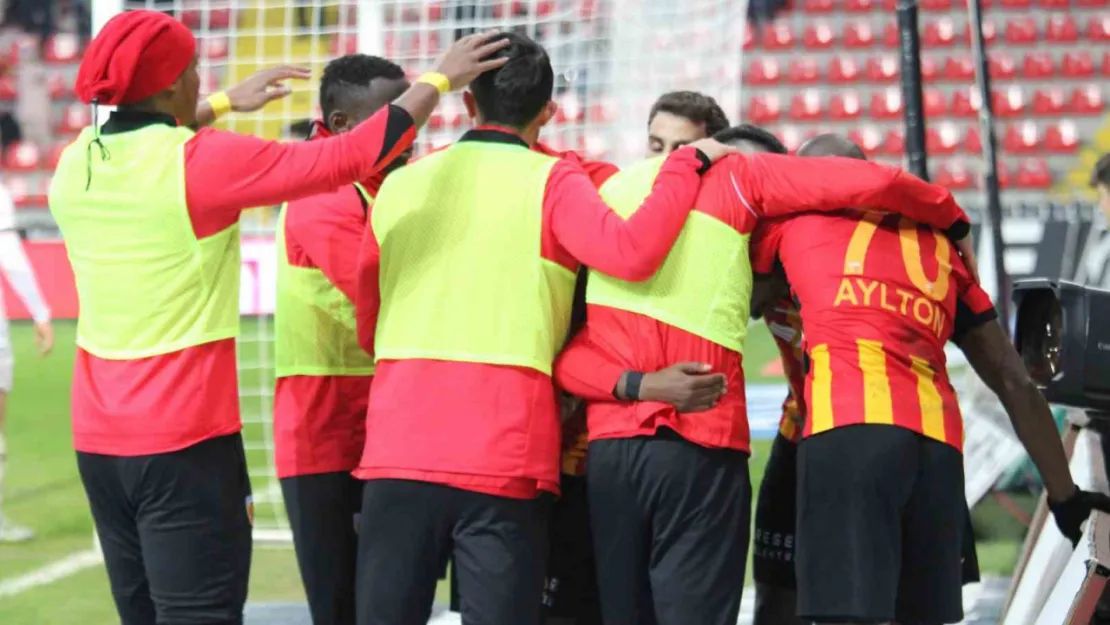 Sevindiren galibiyet: Kayserispor: 2 - Alanyaspor: 0