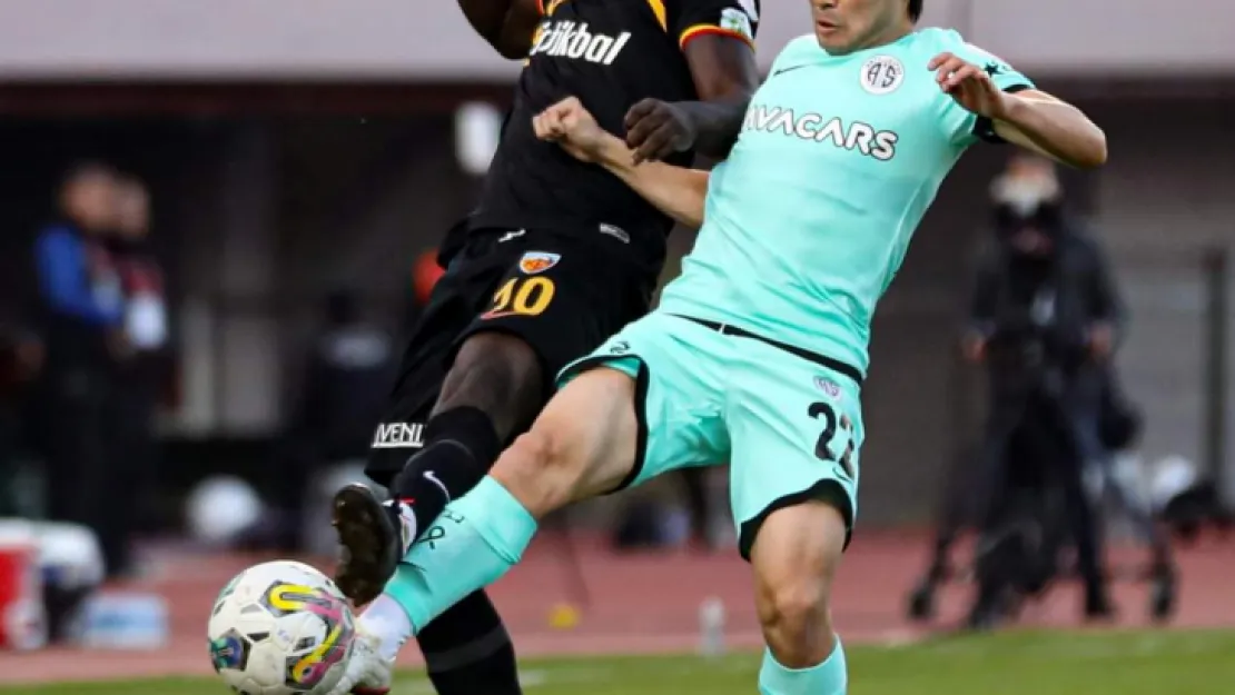 Tur atlayan Kayserispor, ZTK'da son 8 takım arasında n