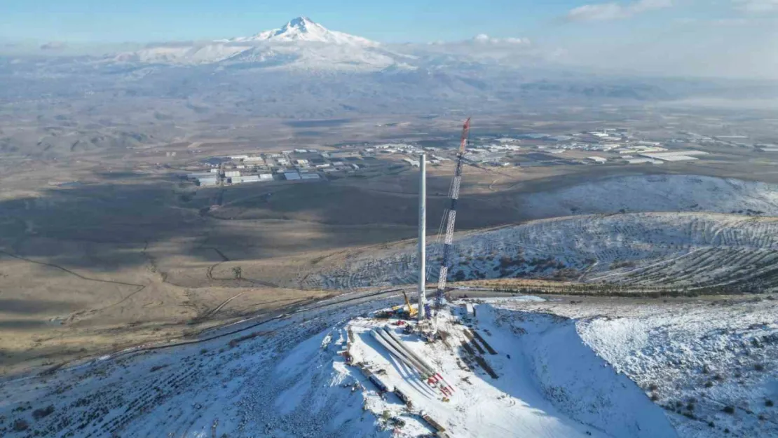 Kayseri Ulaşım'ın rüzgar gülleri adım adım ilerliyor