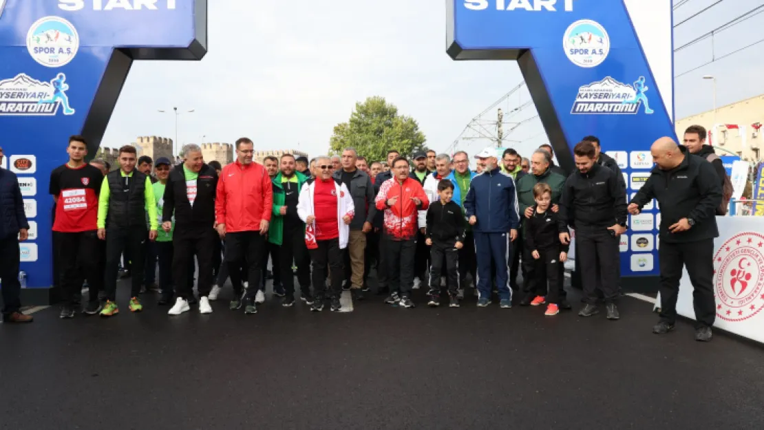 Uluslararası Kayseri Yarı Maratonu'na 7 bin 150 sporcu katıldı