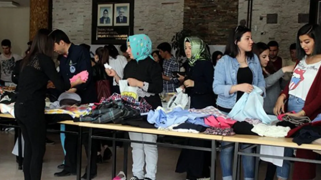 Üniversite öğrencilerinden anlamlı kermes