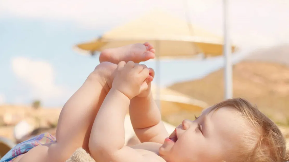 Uzmanı uyardı: '6 aylıktan küçük bebekler direkt güneş ışığına maruz kalmamalı'