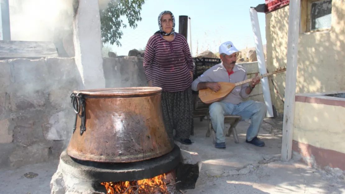 Üzüm diyarı İncesu'da, üzümün pekmez yolculuğu başladı