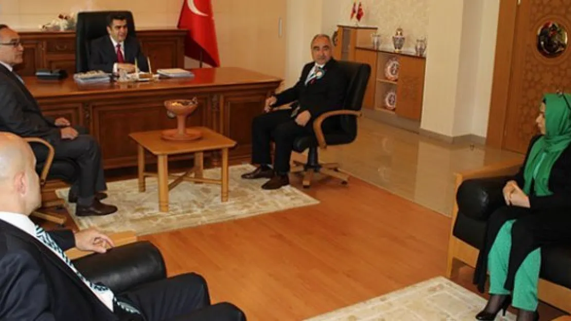 Vakıflar Bölge Müdürlüğü'nden Vali Düzgün'e ziyaret
