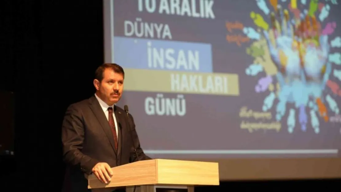 Vali Ayhan: 'Devletimiz ve milletimiz insanı merkeze alan bir yönetim anlayışını tercih etmiştir'